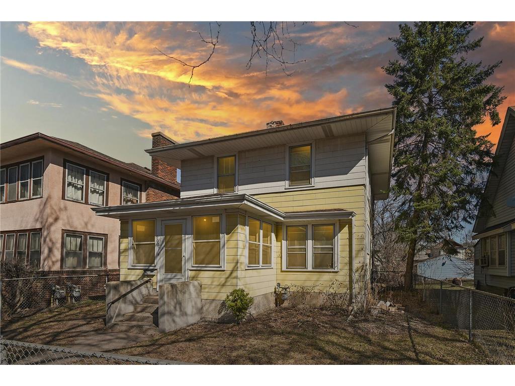 1027 Dayton Avenue Saint Paul MN 55104 6349489 image1