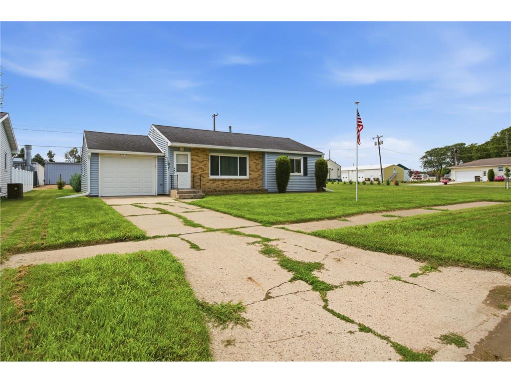 1027 Sioux Avenue Fairmont MN 56031 7109245 image2