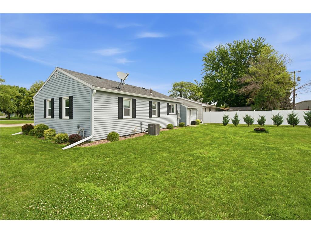 1027 Sioux Avenue Fairmont MN 56031 7109245 image21
