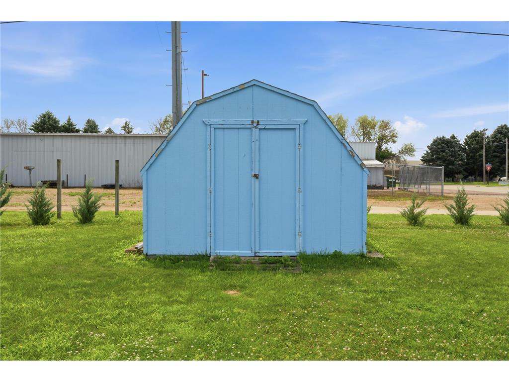 1027 Sioux Avenue Fairmont MN 56031 7109245 image24