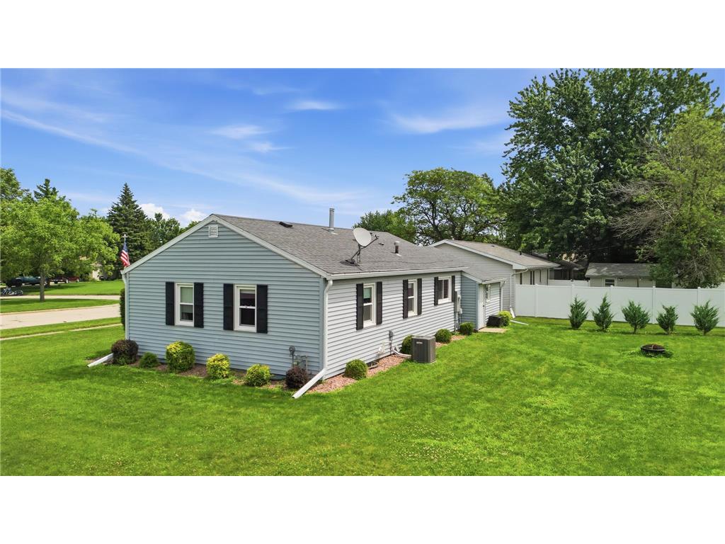 1027 Sioux Avenue Fairmont MN 56031 7109245 image32