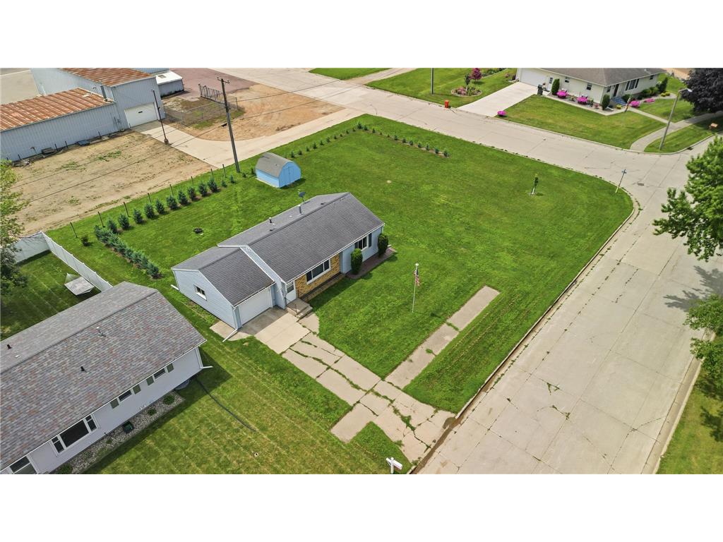 1027 Sioux Avenue Fairmont MN 56031 7109245 image35