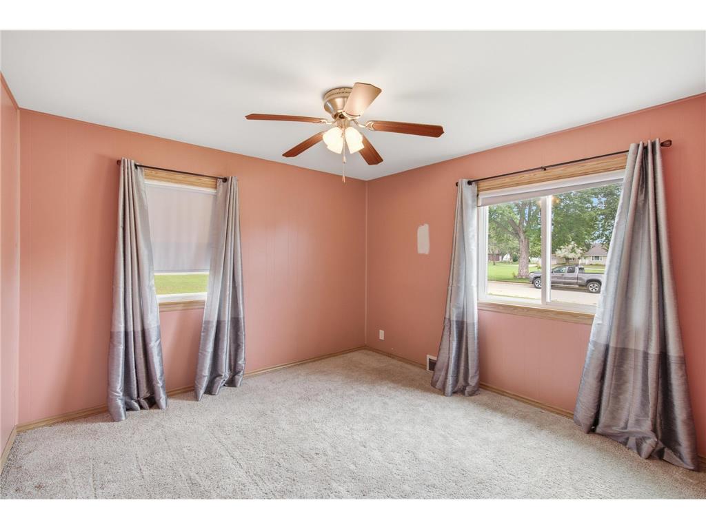 1027 Sioux Avenue Fairmont MN 56031 7109245 image4