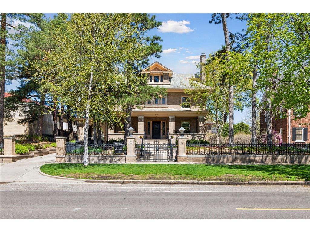 1027 Summit Avenue Saint Paul MN 55105 6568001 image1