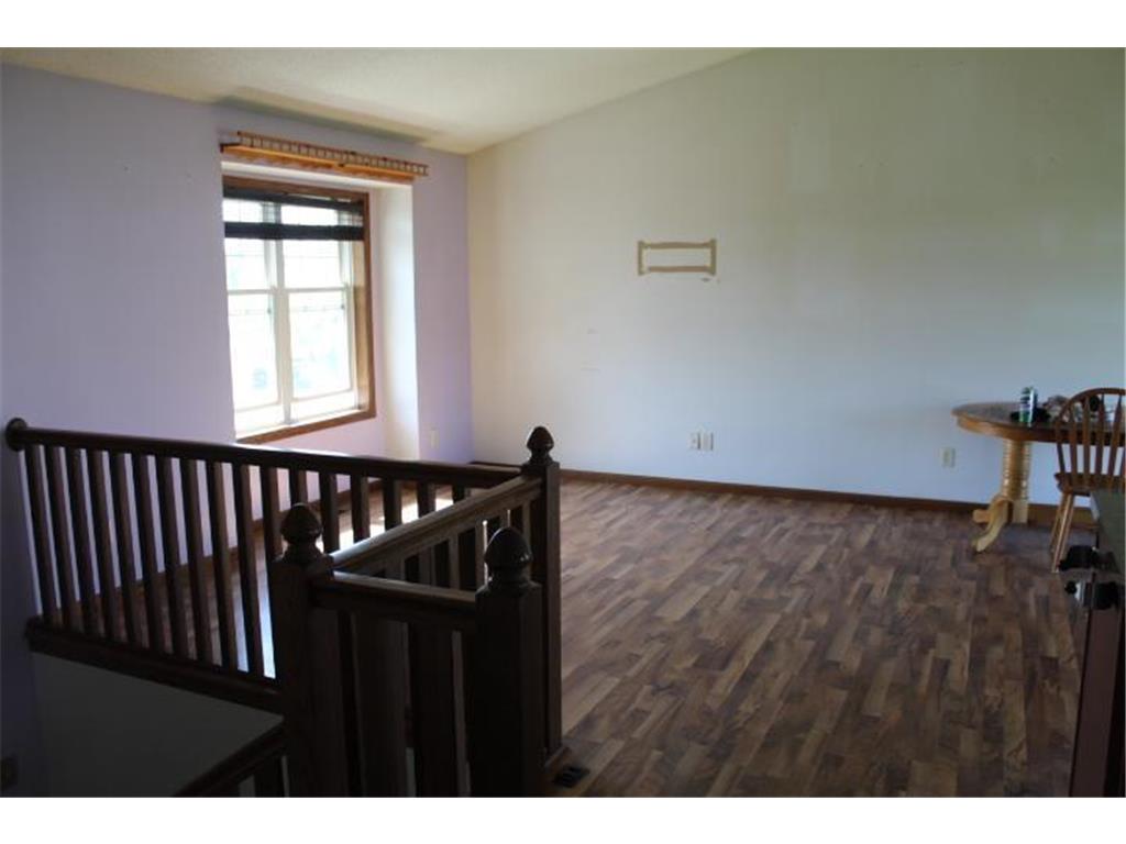 1027 Taft Street S Cambridge MN 55008 6731088 image10