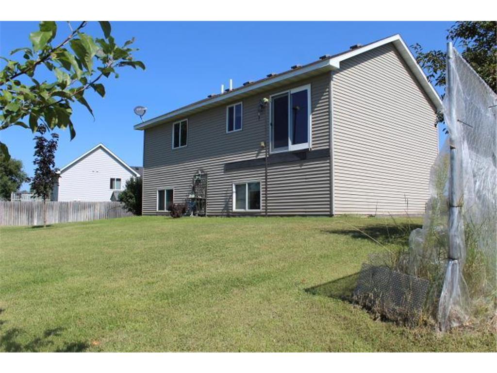 1027 Taft Street S Cambridge MN 55008 6731088 image3