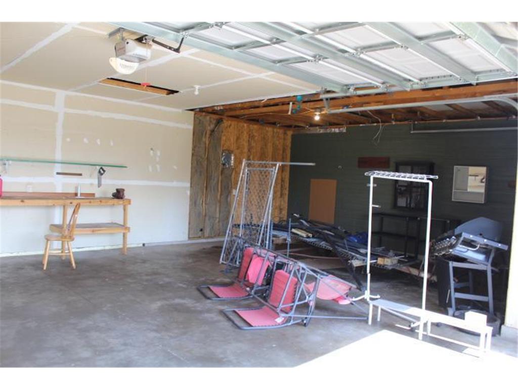 1027 Taft Street S Cambridge MN 55008 6731088 image30