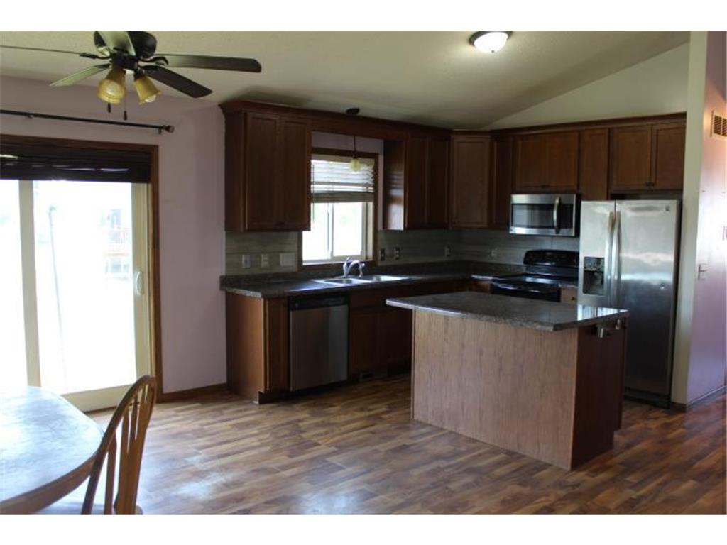 1027 Taft Street S Cambridge MN 55008 6731088 image6