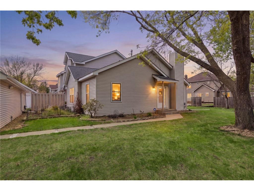 10270 Arrowwood Drive Eden Prairie MN 55347 7072085 image1