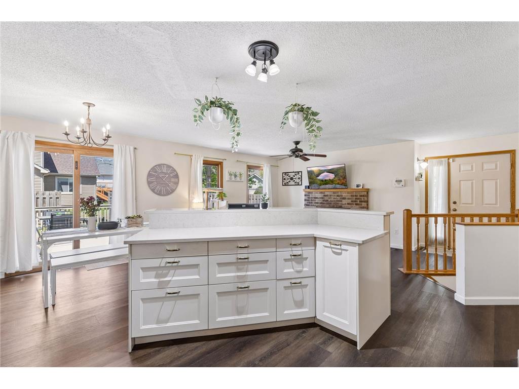 10270 Arrowwood Drive Eden Prairie MN 55347 7072085 image2