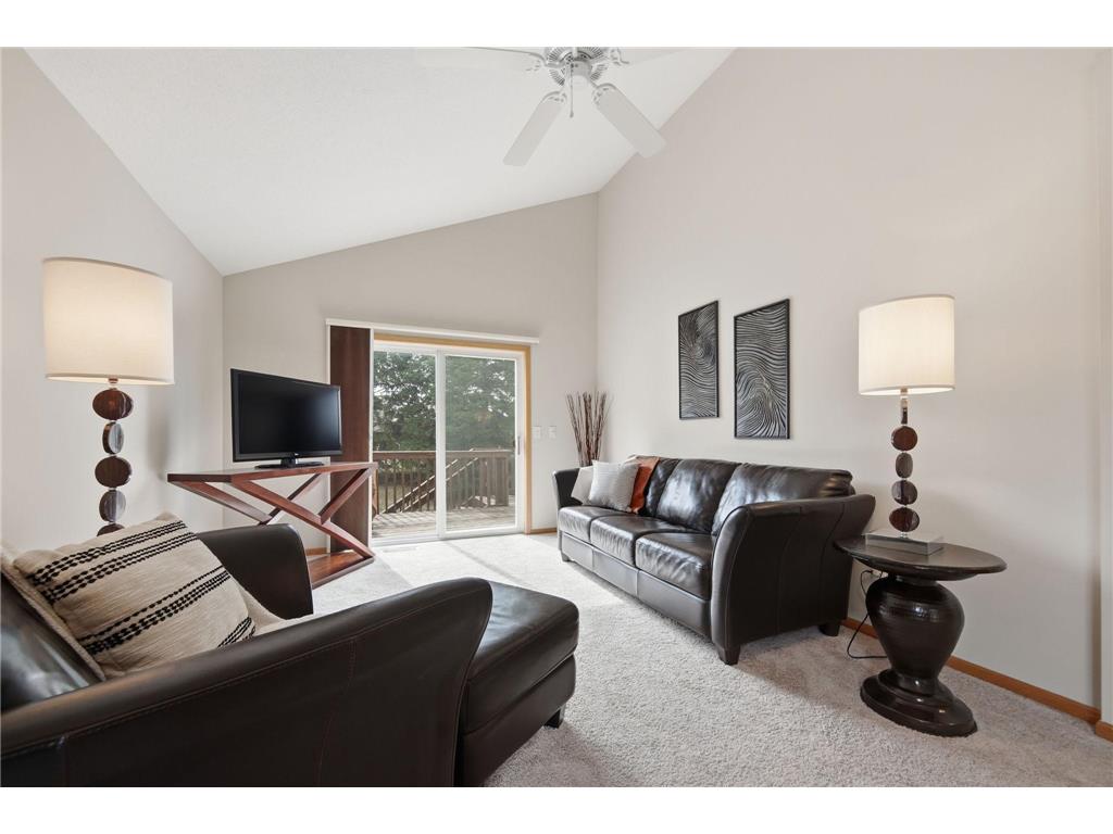 10272 Country Club Curve Woodbury MN 55129 7048124 image18