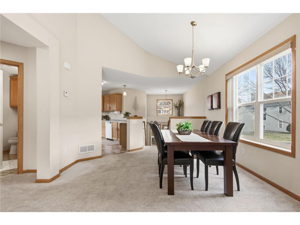 10272 Country Club Curve Woodbury MN 55129 7048124 image20