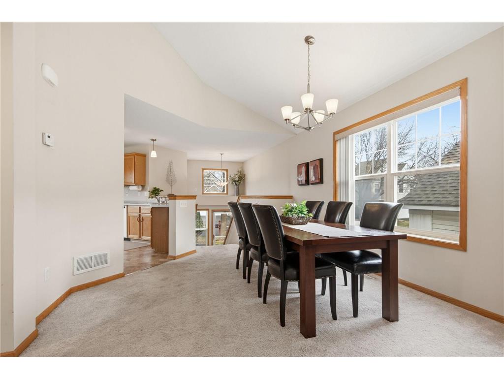 10272 Country Club Curve Woodbury MN 55129 7048124 image21