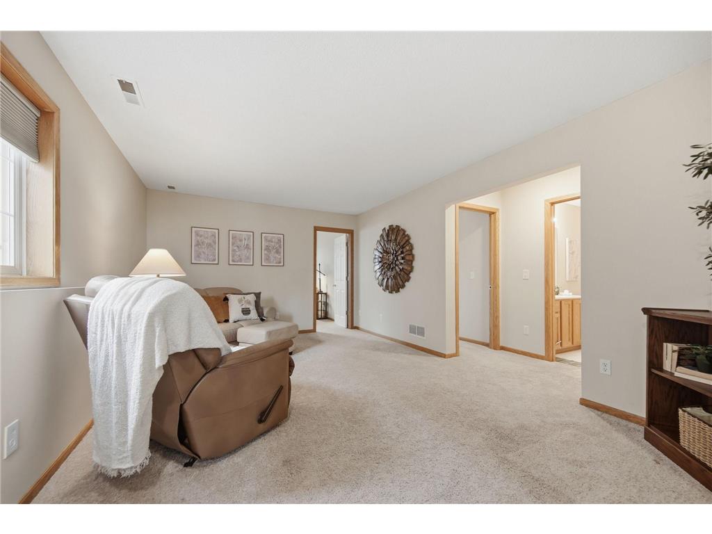 10272 Country Club Curve Woodbury MN 55129 7048124 image29