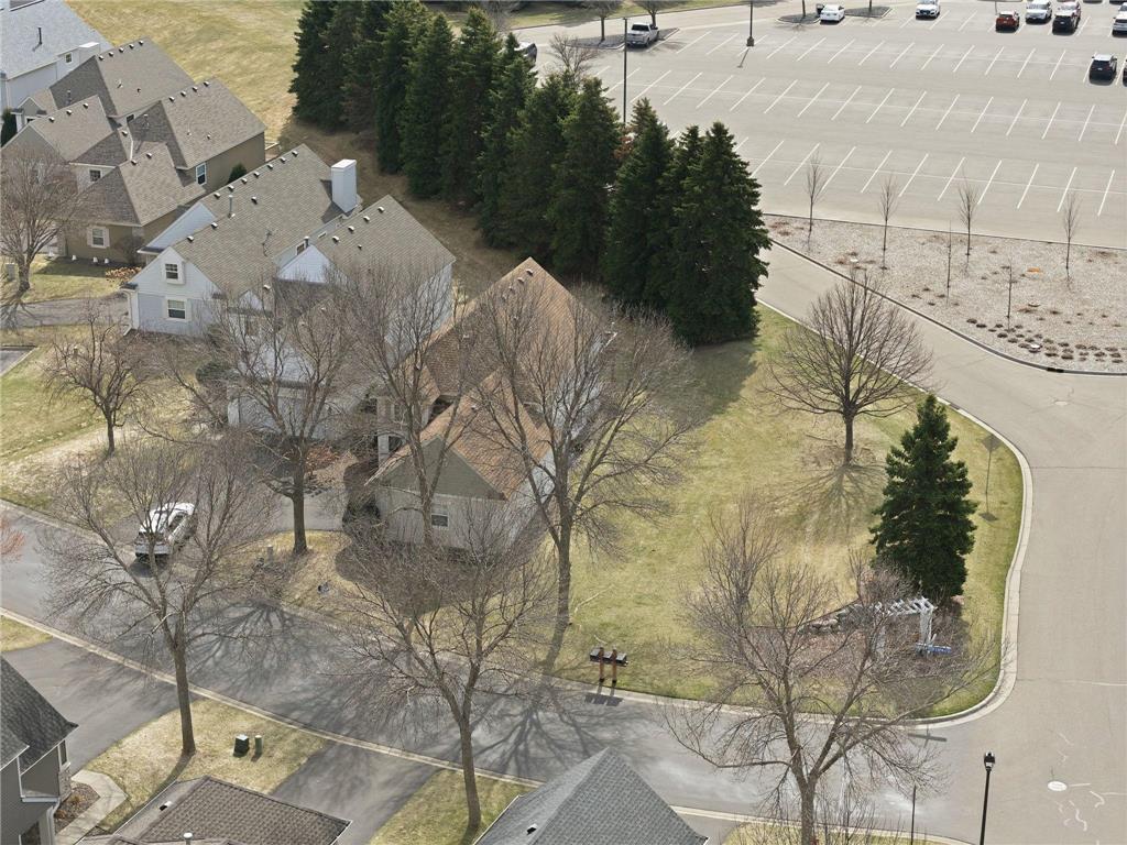 10272 Country Club Curve Woodbury MN 55129 7048124 image42