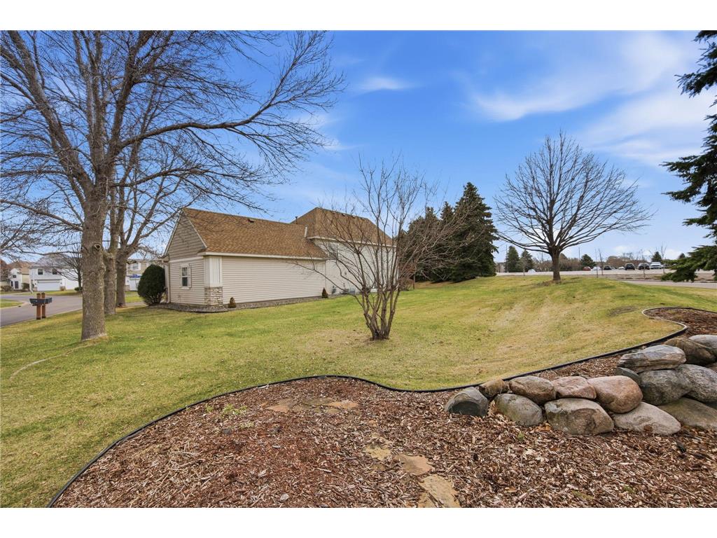 10272 Country Club Curve Woodbury MN 55129 7048124 image55