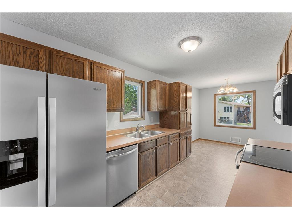 10276 Winter Place Eden Prairie MN 55347 7075417 image17