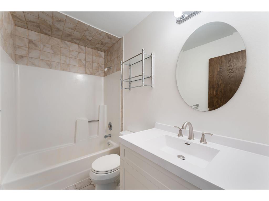 10276 Winter Place Eden Prairie MN 55347 7075417 image21
