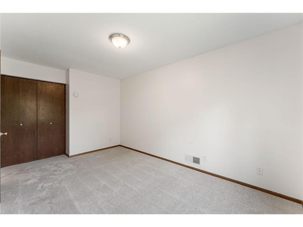 10276 Winter Place Eden Prairie MN 55347 7075417 image24