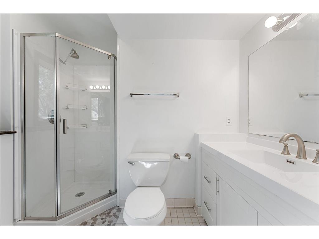 10276 Winter Place Eden Prairie MN 55347 7075417 image34