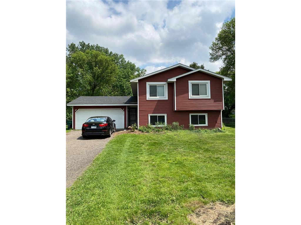 10279 Tamarack Street NW Coon Rapids MN 55433 6552752 image1