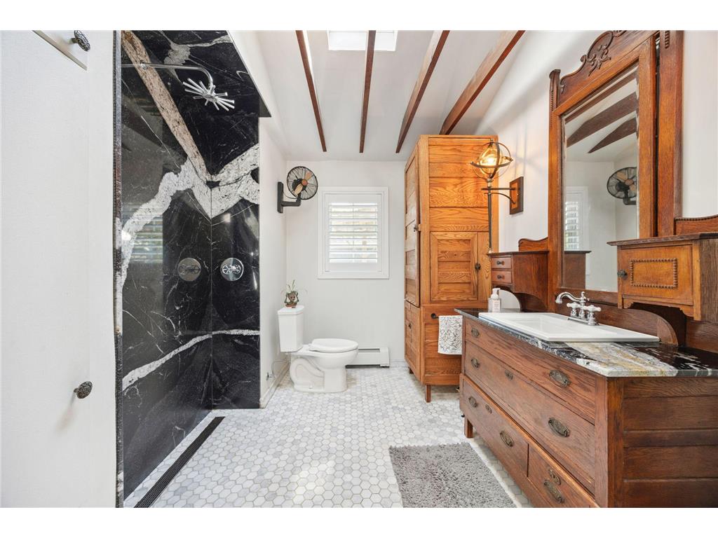 1028 13th Street E Glencoe MN 55336 7020977 image10