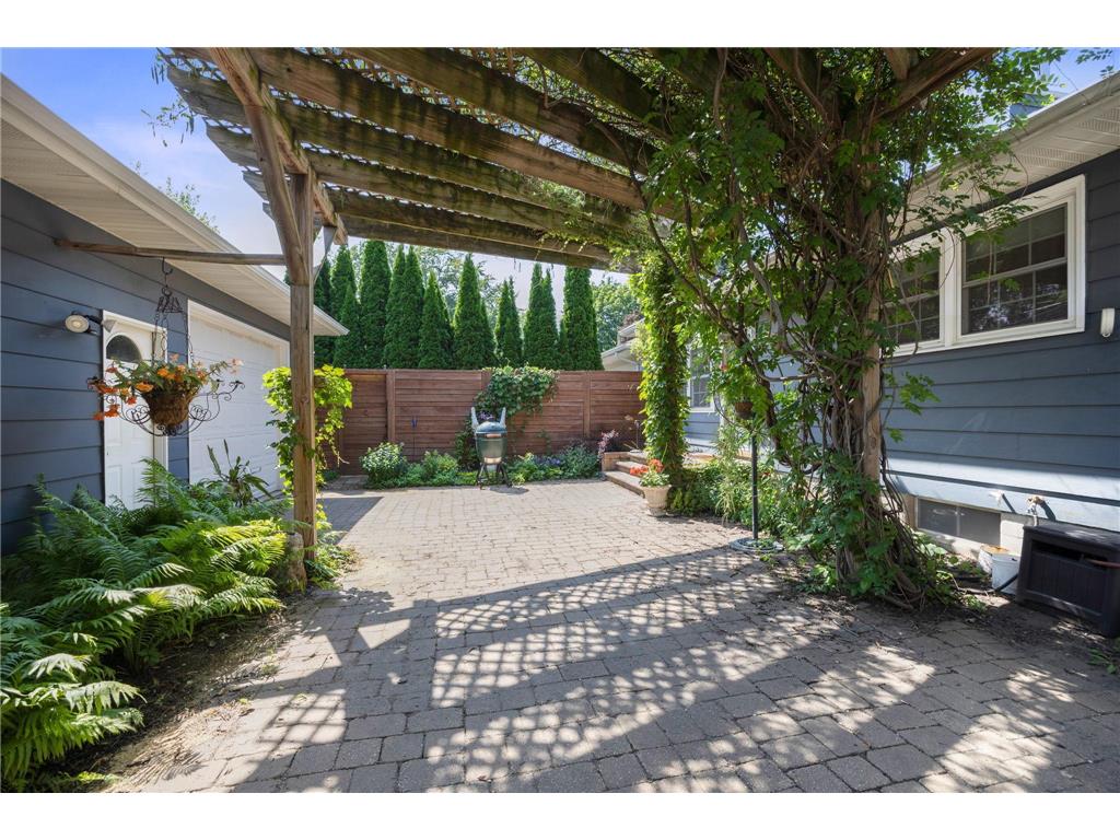 1028 13th Street E Glencoe MN 55336 7020977 image20