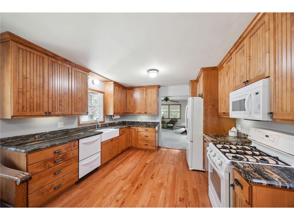 1028 13th Street E Glencoe MN 55336 7020977 image4