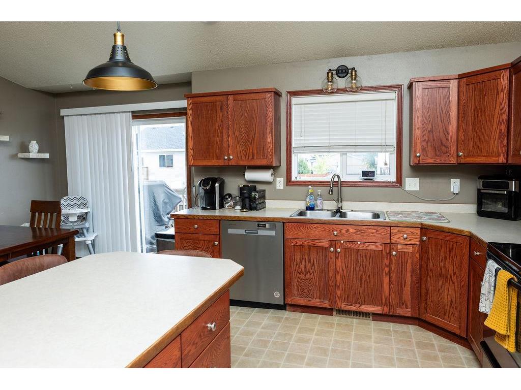 1028 39 Avenue W West Fargo ND 58078 7110863 image4