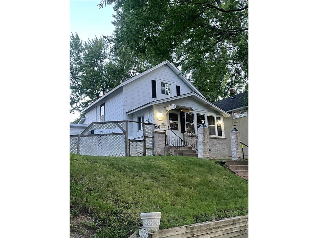 1028 Rose Avenue E Saint Paul MN 55106 6566201 image1