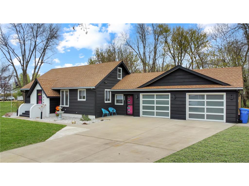 1028 S Tyler Street Tyler MN 56178 7067444 image4