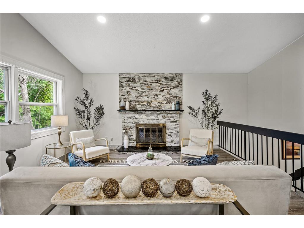 10280 Tarn Circle Eden Prairie MN 55347 6746111 image1