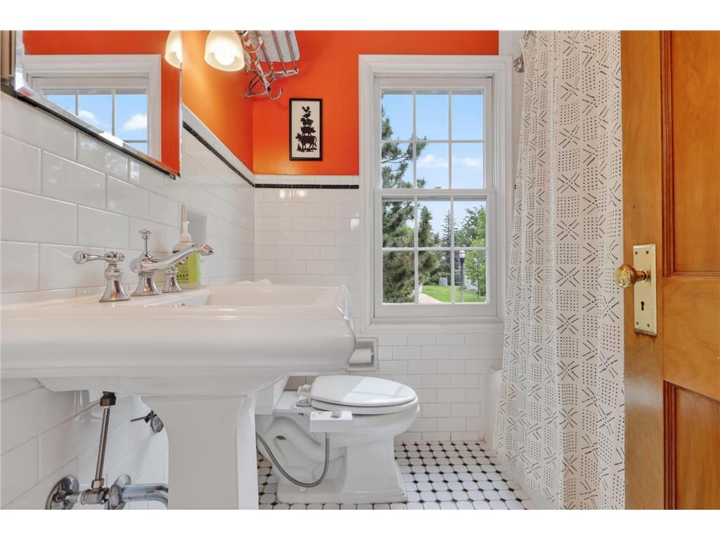 1029 NW 1st Avenue Grand Rapids MN 55744 7091734 image31