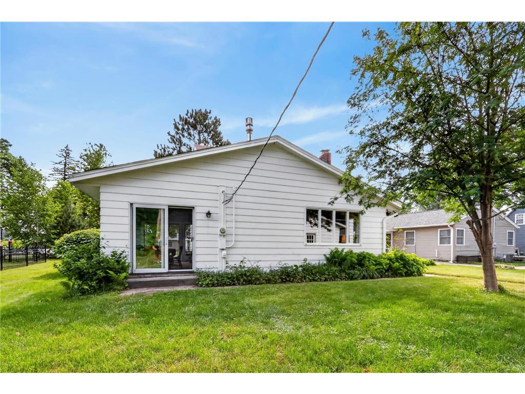 1029 NW 1st Avenue Grand Rapids MN 55744 7091734 image40