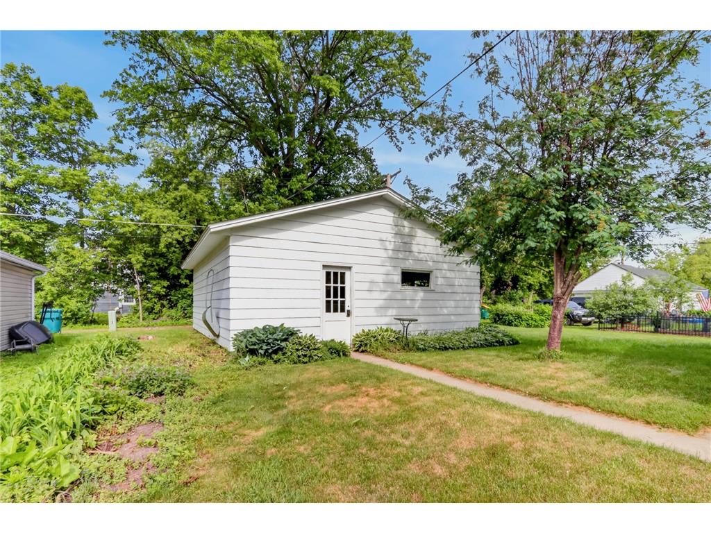 1029 NW 1st Avenue Grand Rapids MN 55744 7091734 image42