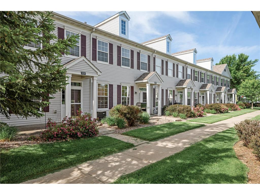 1029 Newport Avenue Shakopee MN 55379 6543578 image1