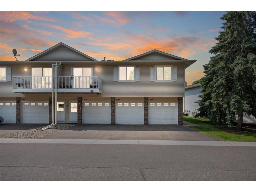 1029 Pond View Court Vadnais Heights MN 55127 6731295 image1