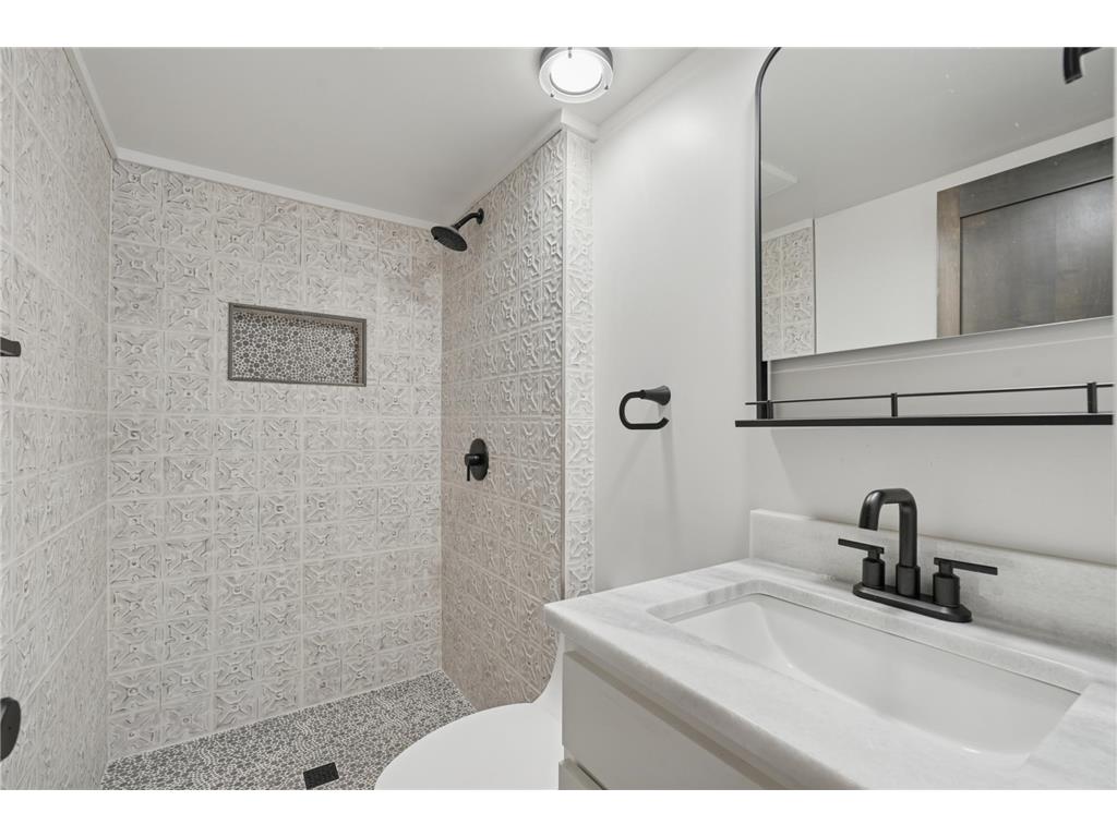 1029 Sommers Street N North Hudson WI 54016 6816927 image26