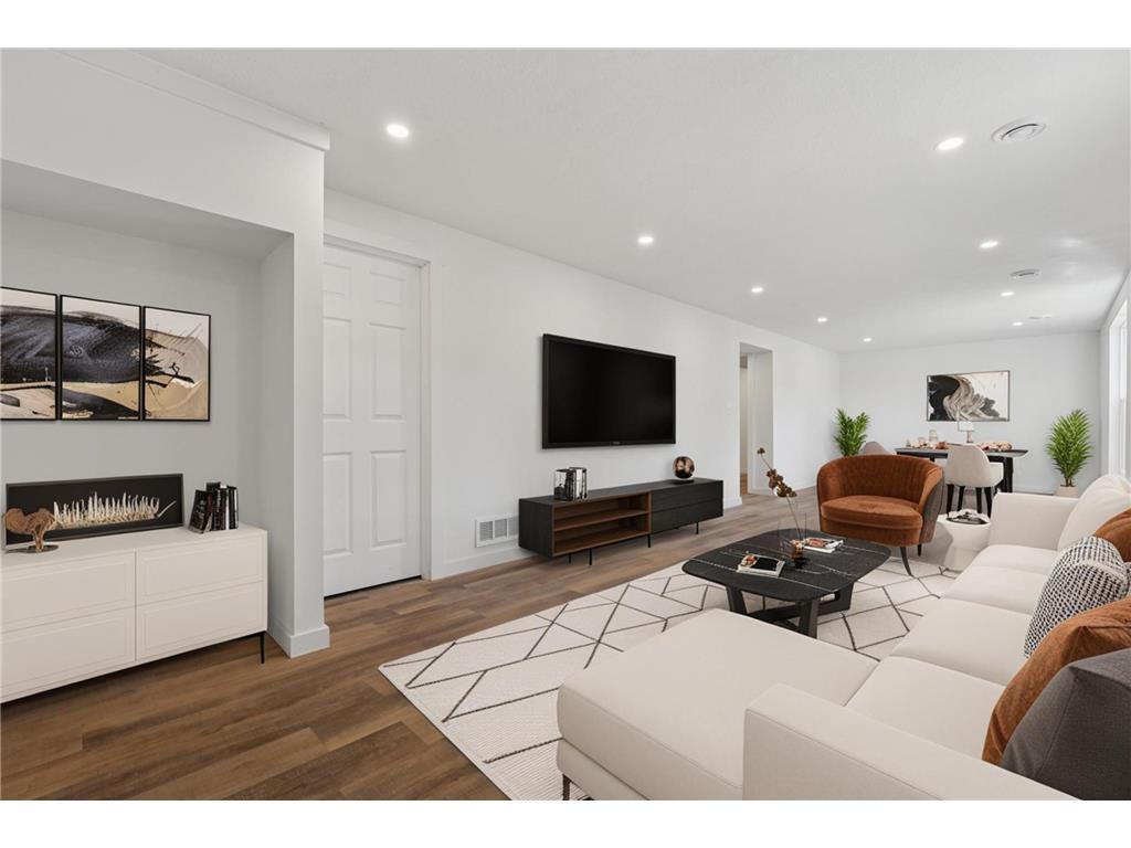 1029 Sommers Street N North Hudson WI 54016 6816927 image39