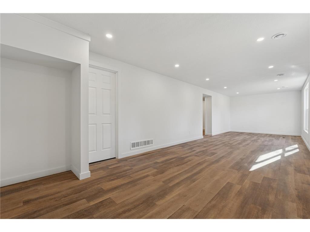 1029 Sommers Street N North Hudson WI 54016 6816927 image40