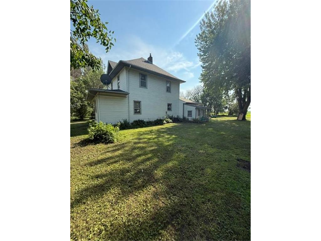103 14th Street Brewster MN 56119 7096703 image2