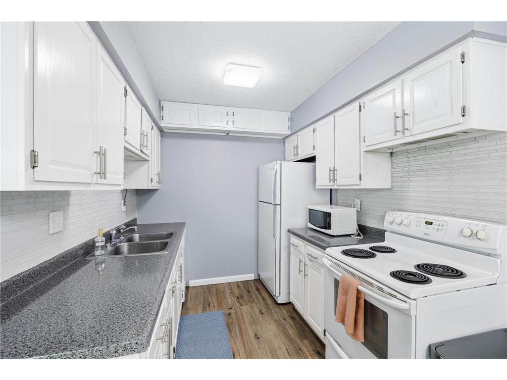 103 30th Avenue NW New Brighton MN 55112 7089750 image10