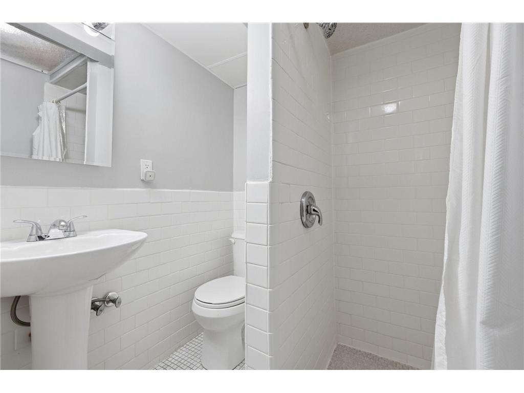 103 30th Avenue NW New Brighton MN 55112 7089750 image19