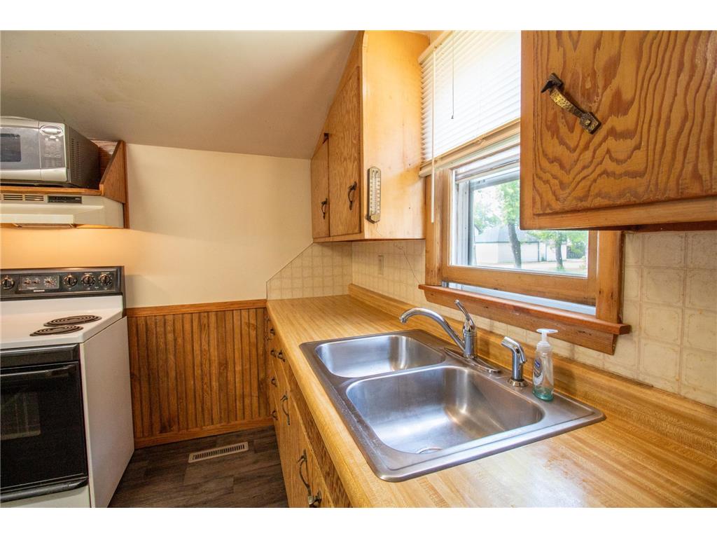 103 3rd Street NE Barnesville MN 56514 6732663 image23