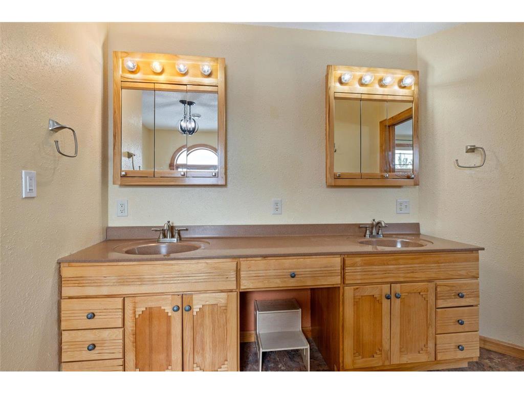 130 5th St Nashwauk MN 55769 7024219 image34