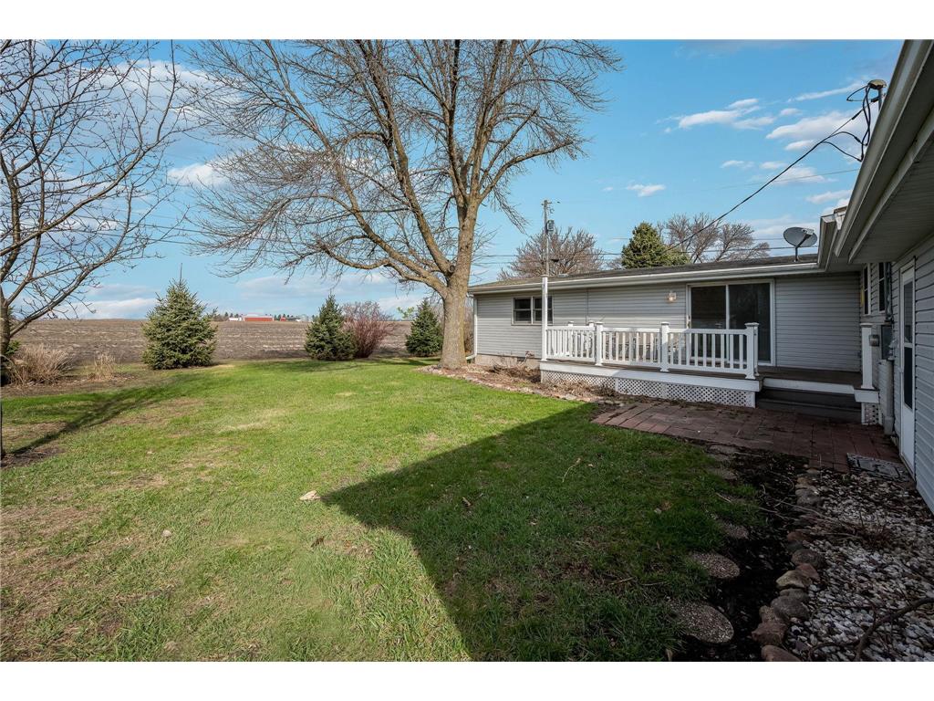 103 7th Street N Swea City IA 50590 7051919 image5