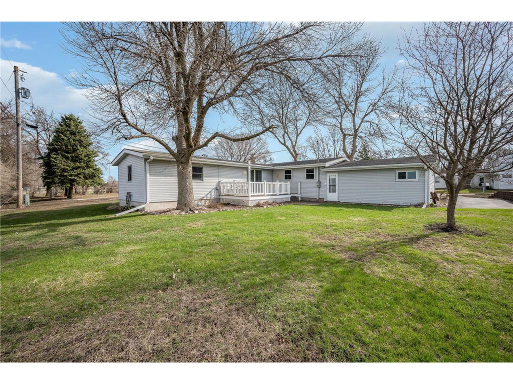 103 7th Street N Swea City IA 50590 7051919 image6