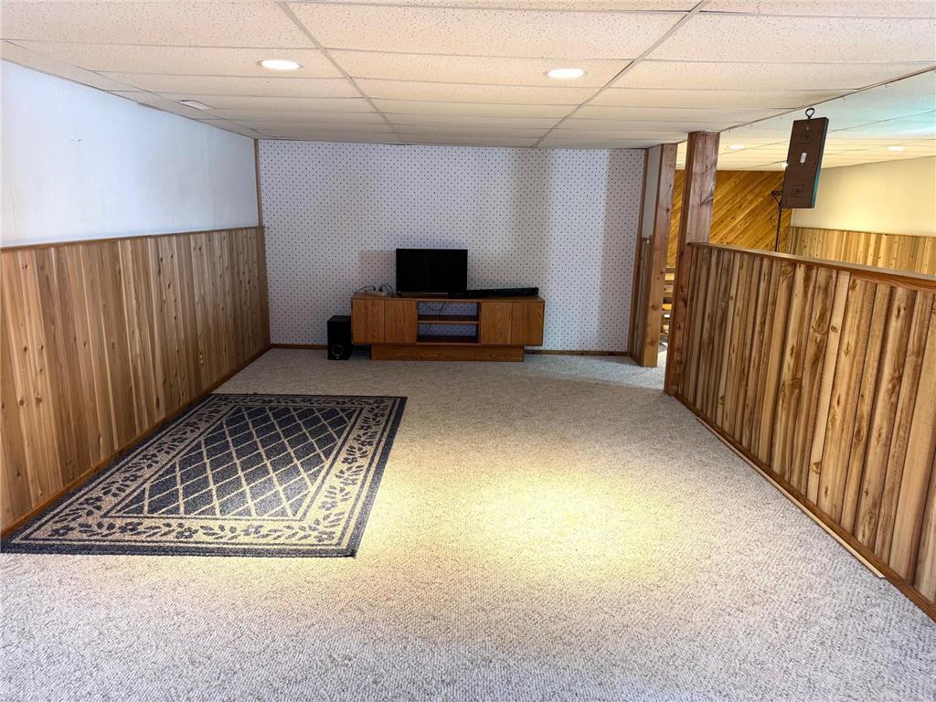 103 8th Street SW Roseau MN 56751 7034071 image17