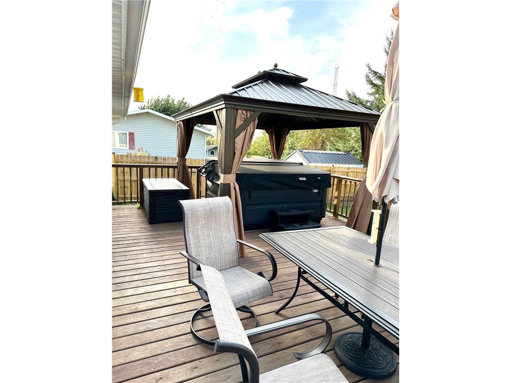 103 8th Street SW Roseau MN 56751 7034071 image18