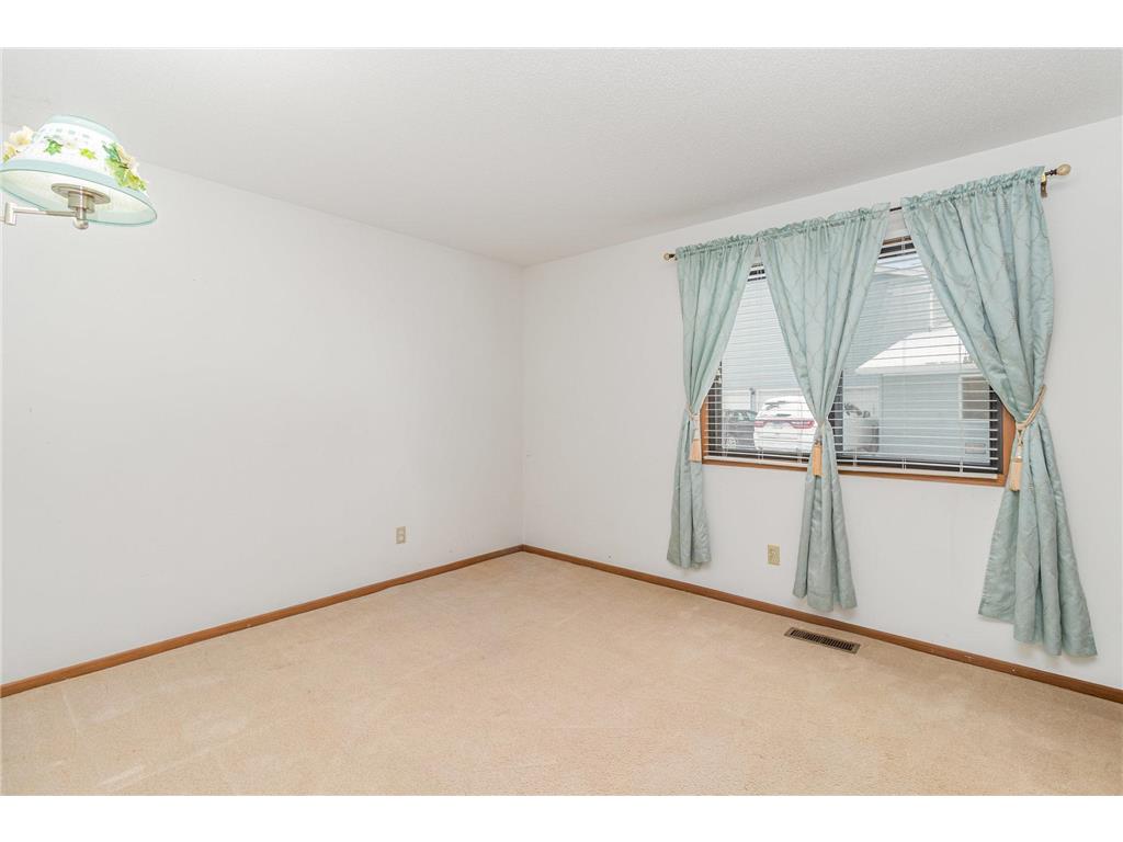 103 96th Lane NE Blaine MN 55434 6824118 image17